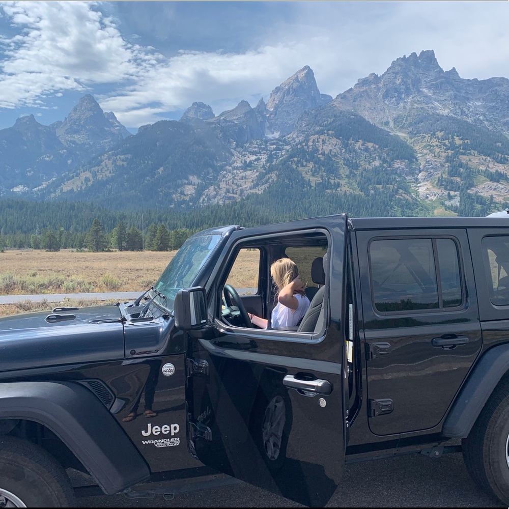 Meet your Posher, Alexandra